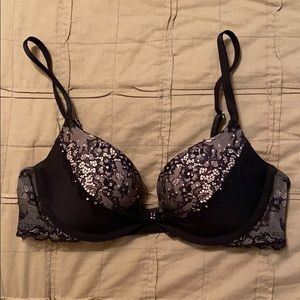 Victoria’s Secret Padded Demi Bra 32B